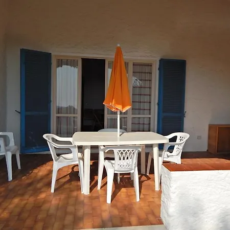 N109 A Schiera Con Giardino E Vista Mare 아파트 *